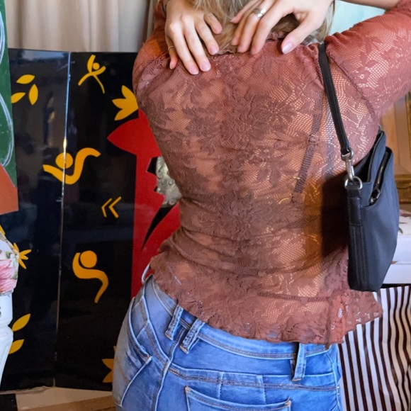Brown lace mid sleeve top - Picture 2 of 6